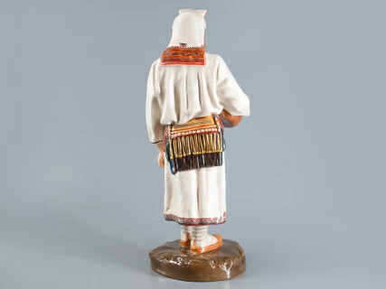Скульптура Народности России Мордовская женщина арт. 82.87924.00.1, 