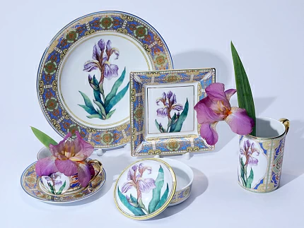 Подставка для мелочей в подарочной упаковке, форма Квадратная, рисунок Нежный Ирис, арт 81.34215.00.1 Подставка для мелочей в подарочной упаковке, форма Квадратная, рисунок Нежный Ирис, арт 81.34215.00.1