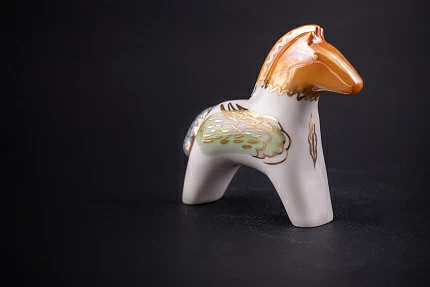 Скульптура на форме Лошадь, Три вкуса, арт 62.21209.00.1