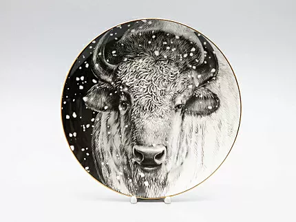 Декоративная тарелка 300 мм в подарочной упаковке, форма Эллипс - 2 рисунок Тотем.Бизон, арт. 81.28919.00.1