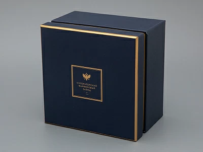 Подарочный набор Бокал с блюдцем и крышкой форма Топ рисунок Слава Веков платина, арт. 81.33063.00.1