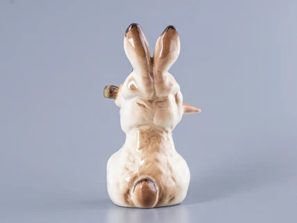 Скульптура Заяц с морковкой № 1 арт. 82.01962.00.1, 