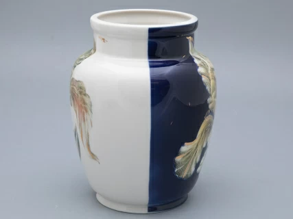 Ваза форма Китайская малого размера рисунок Ирисы, арт. 80.96067.00.1,  Ваза форма Китайская малого размера рисунок Ирисы, арт. 80.96067.00.1,