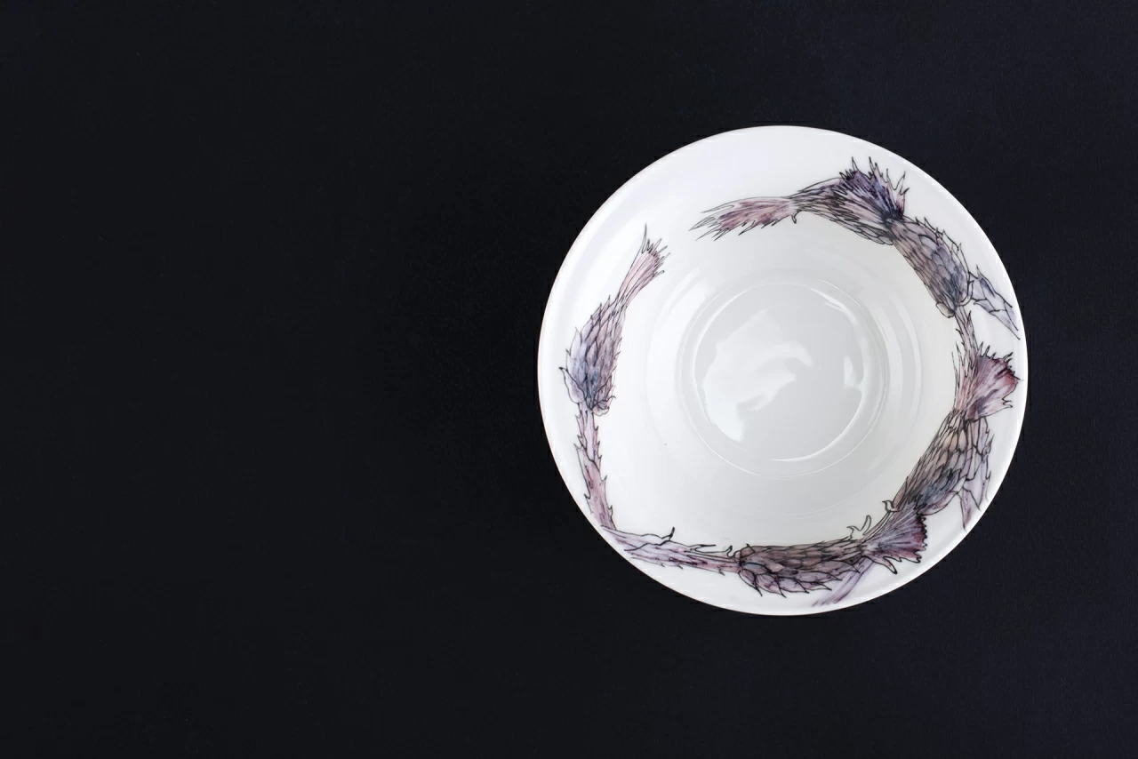 Салатник Розовый колючий цветок на форме Александрия арт 60.13548.00.1, 