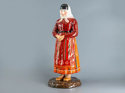 Скульптура Народности России Эстонская женщина арт. 82.69853.00.1