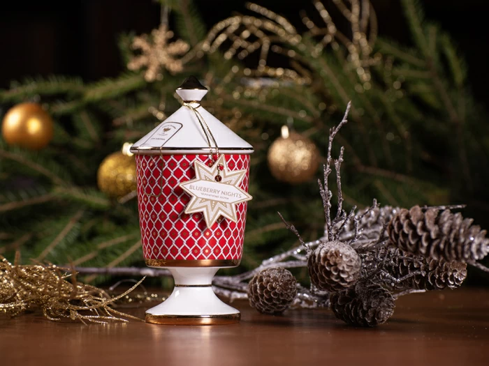 Подарочный Набор Свеча ароматическая рисунок Скарлетт 2 аромат Ванильная дымка, арт. 81.30078.00.1, 