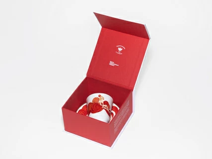 Чашка с блюдцем 165 мл, в подарочной упаковке, форма Майская, рисунок Обнаженные сердца, арт 81.10461.00.1, 