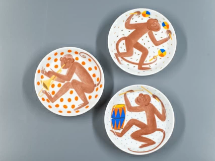 Декоративная тарелка 110 мм, форма Европейская, рисунок Трио. Труба, арт 80.84068.00.1, 