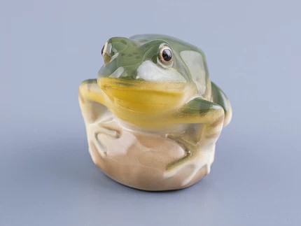 Скульптура Лягушка прудовая зеленая арт. 82.63683.00.1 Скульптура Лягушка прудовая зеленая арт. 82.63683.00.1