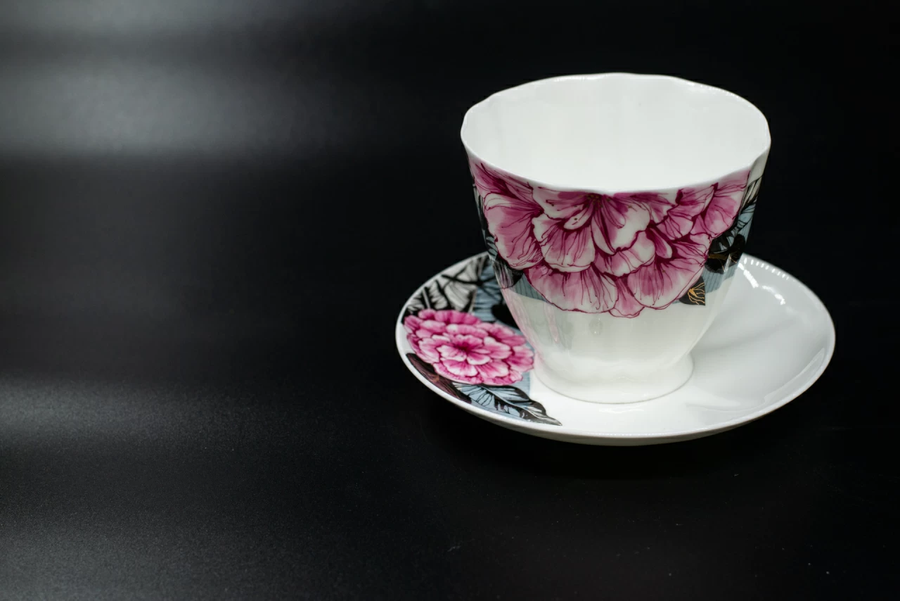 Чашка с блюдцем Серая Роза, на форме Гвоздика, арт 61.20990.00.1, 