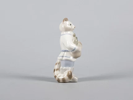 Скульптура  Кот с петушком Друзья арт. 82.43057.00.1 Скульптура  Кот с петушком Друзья арт. 82.43057.00.1