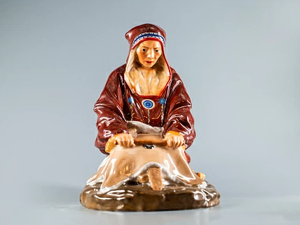 Скульптура Народности России Корякская женщина арт. 82.76796.00.1