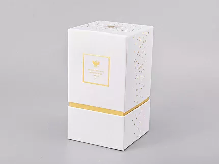 Подарочный Набор Свеча ароматическая рисунок Скарлетт 2 аромат Чудесный день арт. 81.30079.00.1