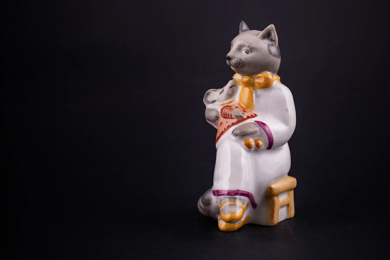 Скульптура Кошка-нянька, рисунок Баю-бай, арт 62.21784.00.1, 