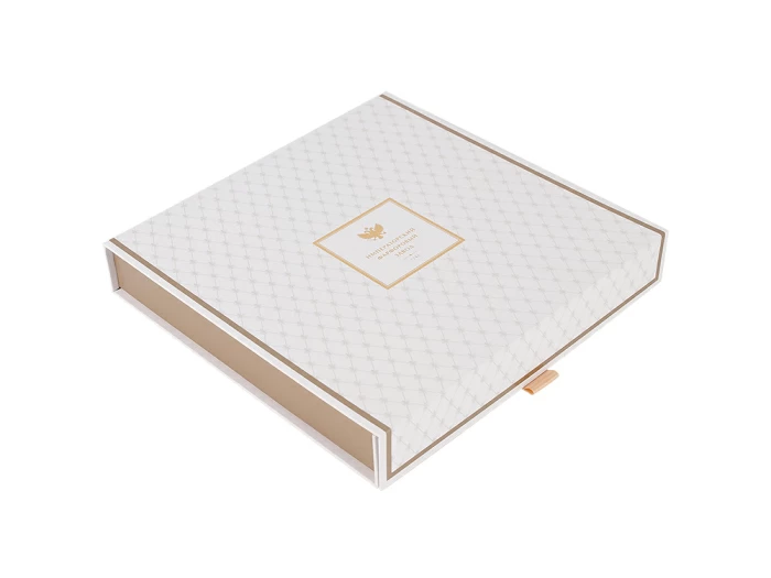 Подарочная упаковка для тарелки 275х275х39 мм Белая (на магнитах) арт. 14.70347.01, 