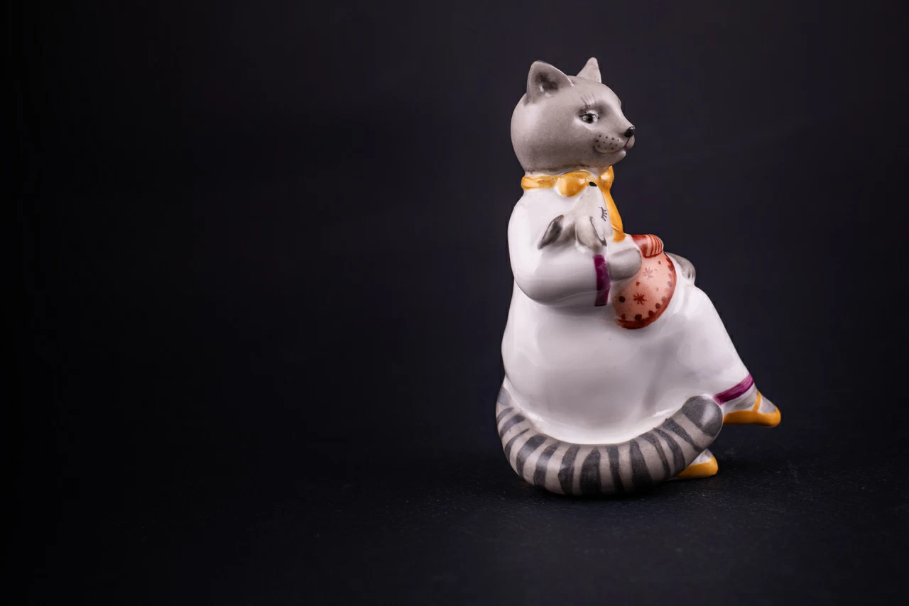 Скульптура Кошка-нянька, рисунок Баю-бай, арт 62.21784.00.1, 