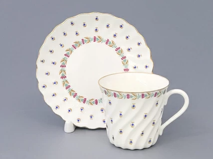 Чашка с блюдцем кофейная 155 мл.,  форма Витая, рисунок Голубые ягодки арт. 81.13975.00.1, 