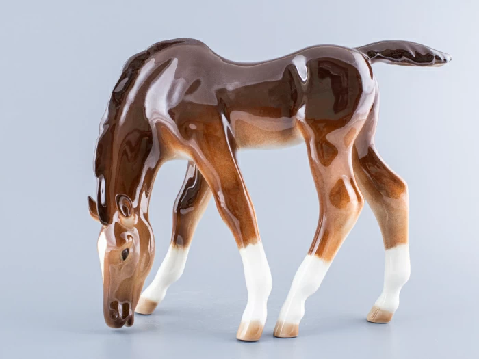 Скульптура Жеребенок пасущийся гнедой арт. 82.01961.00.1, 