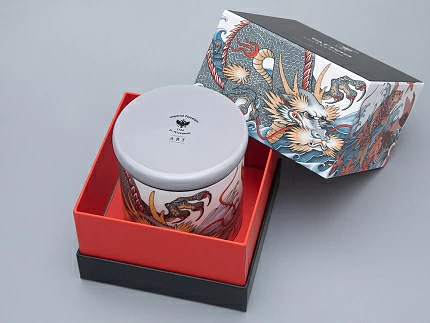 Подарочный набор Свеча рисунок TATTOO Dragon аромат Аква арт. 81.31628.00.1 Подарочный набор Свеча рисунок TATTOO Dragon аромат Аква арт. 81.31628.00.1