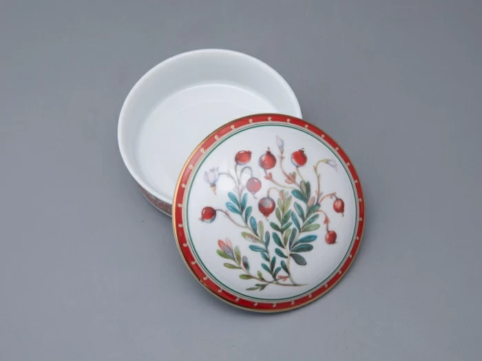 Туалетная коробочка в подарочной упаковке, форма Круглая, рисунок Клюква заповедная, арт 81.34282.00.1, 