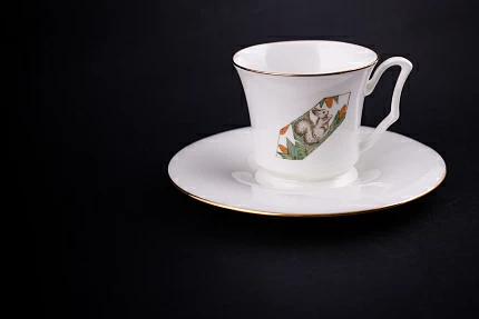 Чашка с блюдцем кофейная, рисунок Конфета Белочка, форма Юлия, арт 61.21056.00.1