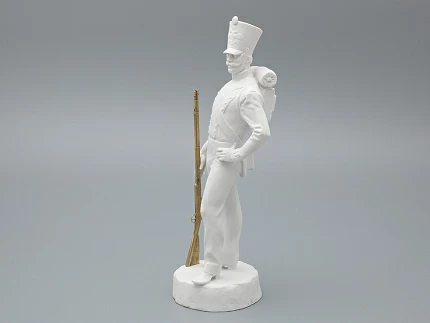 Скульптура  Рядовой русской пехоты Николая I, в подарочной упаковке, рисунок Белый бисквит, арт 81.33426.00.1