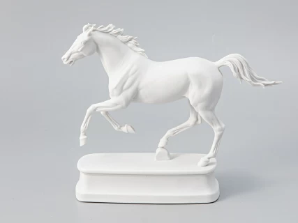 Скульптура Конь Англо-арабский, в подарочной упаковке, рисунок Белый арт. 81.18629.00.1, 