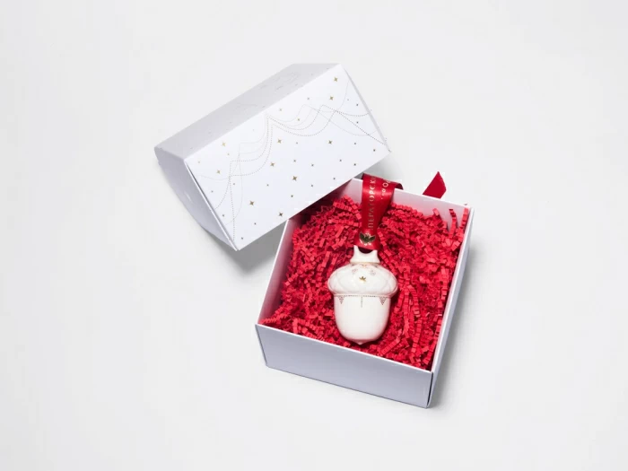 Елочная игрушка в подарочной упаковке, форма Желудь, рисунок Позолоченный, арт. 81.33932.00.1, 