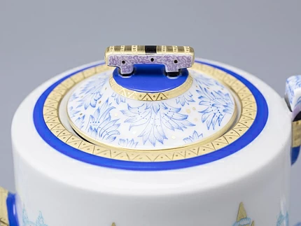 Чайник заварочный, форма Гербовая, рисунок Зимние забавы арт. 80.07795.00.1