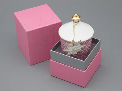 Подарочный набор Свеча ароматическая Идиллия Астра 2 аромат Ванильное небо, арт 81.33303.00.1, 