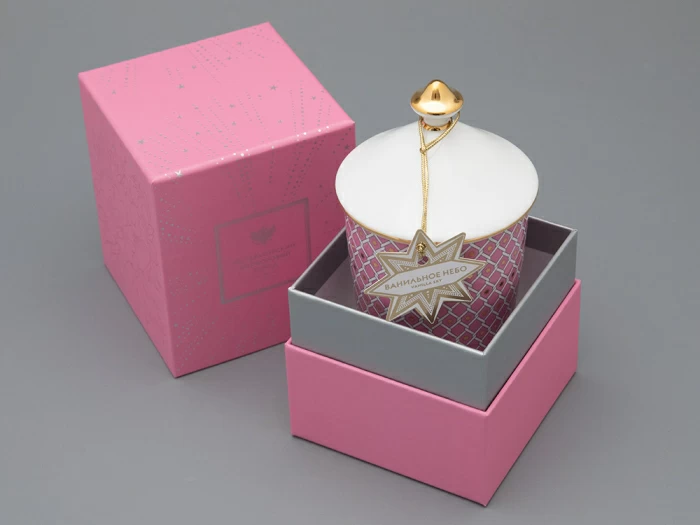 Подарочный набор Свеча ароматическая Идиллия Астра 2 аромат Ванильное небо, арт 81.33303.00.1, 