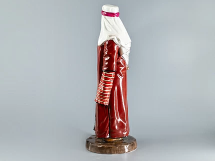 Скульптура Народности России Курдская женщина арт. 82.69850.00.1