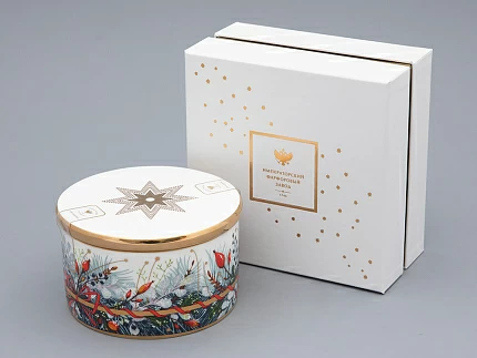 Свеча ароматическая в подарочной упаковке, форма Идиллия рисунок Календа аромат Зимний лес, арт. 81.33153.00.1