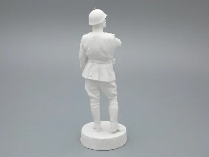 Скульптура Солдат Победы 1945, в подарочной упаковке, Белый бисквит, арт 81.33936.00.1, 