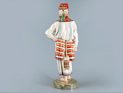 Скульптура Народности России Мордовка племени мокша арт. 82.66477.00.1