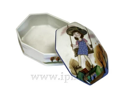 Туалетная коробочка форма Граненая рисунок Август арт. 80.71499.00.1