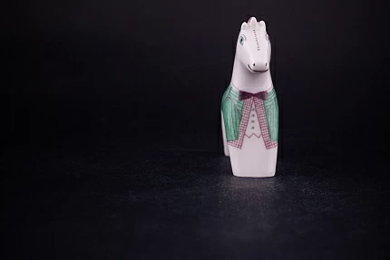 Скульптура Лошадь, Конь в пальто арт 62.07254.00.1