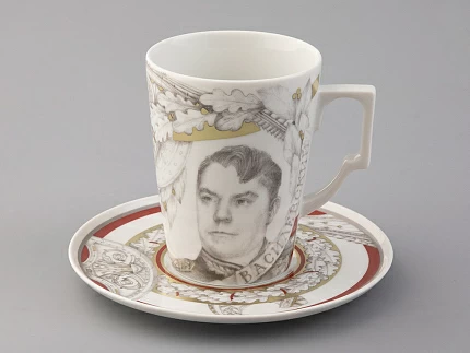 Бокал с блюдцем в подарочной упаковке, форма Гранд, рисунок Маршалы победы Василевский А.В., арт. 81.33242.00.1 Бокал с блюдцем в подарочной упаковке, форма Гранд, рисунок Маршалы победы Василевский А.В., арт. 81.33242.00.1