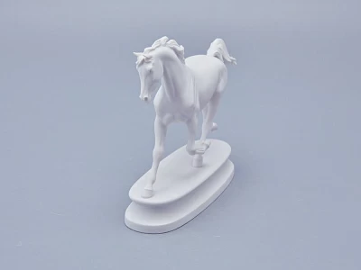 Скульптура в подарочной упаковке, форма Конь Арабской породы, рисунок Белый арт. 81.18628.00.1
