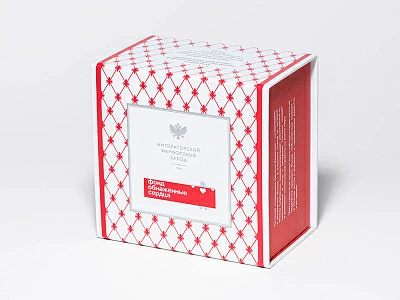 Чашка с блюдцем 165 мл, в подарочной упаковке, форма Майская, рисунок Обнаженные сердца, арт 81.10461.00.1