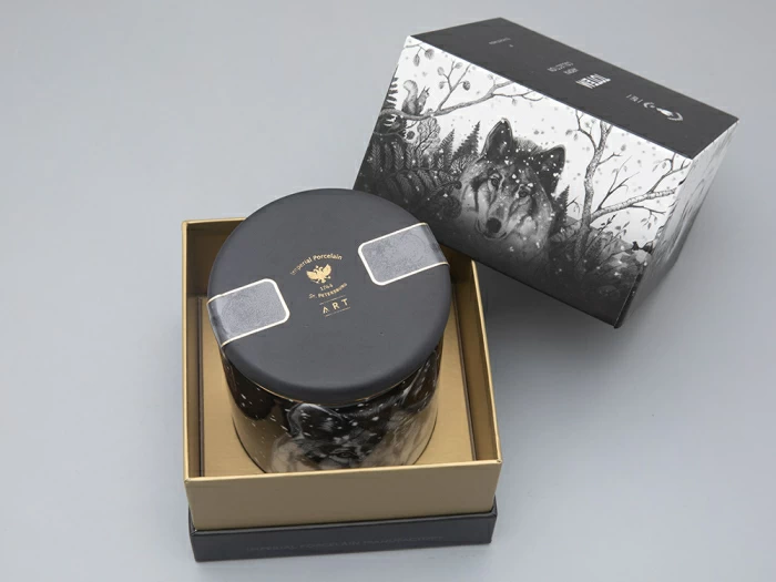 Свеча ароматическая в подарочной упаковке, рисунок Тотем. Волк аромат Тиковое дерево арт. 81.31596.00.1, 