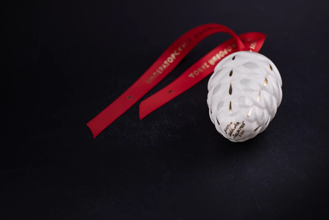 Елочная игрушка Шишка, рисунок Снежная, арт 60.21176.00.1, 