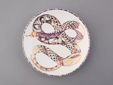 Тарелка декоративная 195 мм в подарочной упаковке, форма Эллипс, рисунок Золотая скарапея, артикул 81.33552.00.1