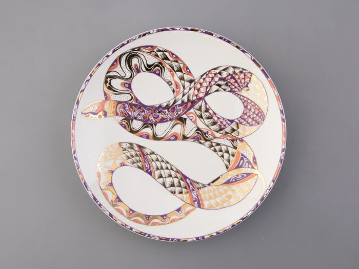 Тарелка декоративная 195 мм в подарочной упаковке, форма Эллипс, рисунок Золотая скарапея, артикул 81.33552.00.1, 