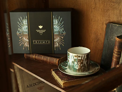 Чашка с блюдцем в подарочной упаковке, форма Охотничий, рисунок Триумф Victoria, арт. 81.32470.00.1