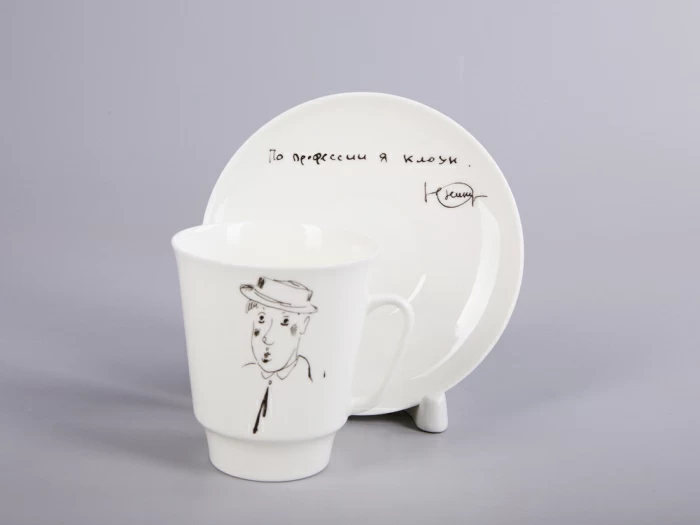 Чашка с блюдцем 165 мл форма Майская рисунок Автопортрет Юрия Никулина, арт. 81.30604.00.1,  Чашка с блюдцем 165 мл форма Майская рисунок Автопортрет Юрия Никулина, арт. 81.30604.00.1,