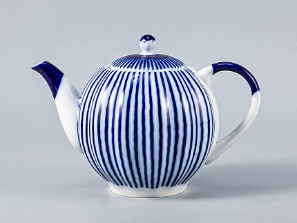 Сервиз чайный форма Тюльпан рисунок Французик, 6 персон 14 предметов, арт. 81.15342.03.1 Сервиз чайный форма Тюльпан рисунок Французик, 6 персон 14 предметов, арт. 81.15342.03.1