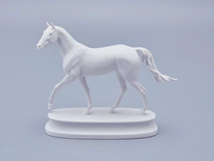 Скульптура в подарочной упаковке, форма Конь Ахалтекинский, рисунок Белый, арт. 81.18627.00.1, 