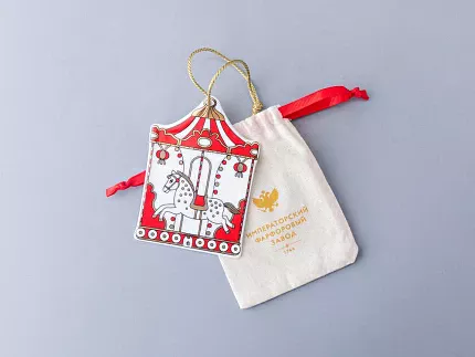 Елочная игрушка Гранд цирк в подарочной упаковке, рисунок Карусель арт 81.34388.00.1