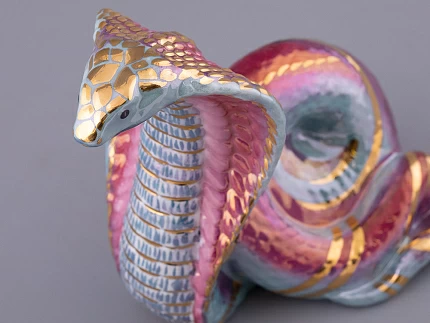 Скульптура форма Кобра, большой размер, в подарочной упаковке, рисунок Восход, арт. 81.32813.00.1 Скульптура форма Кобра, большой размер, в подарочной упаковке, рисунок Восход, арт. 81.32813.00.1